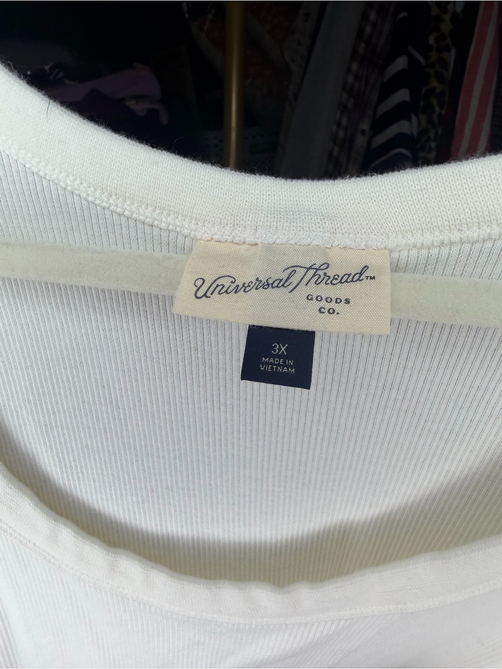 Universal Thread White Ribbed Scoop Neck Tank - Picture 3 of 3